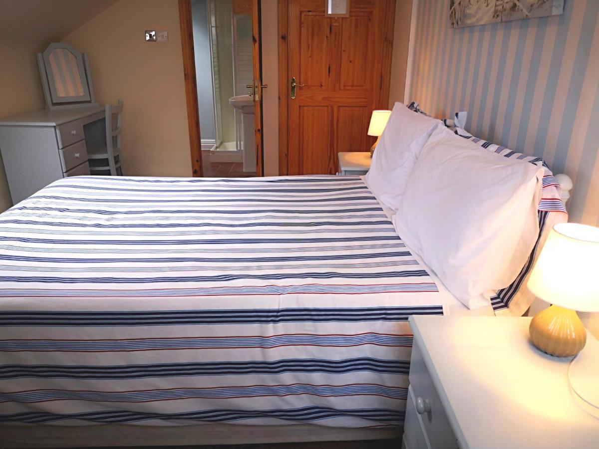 קיליבגס Seawinds Bed And Breakfast מראה חיצוני תמונה