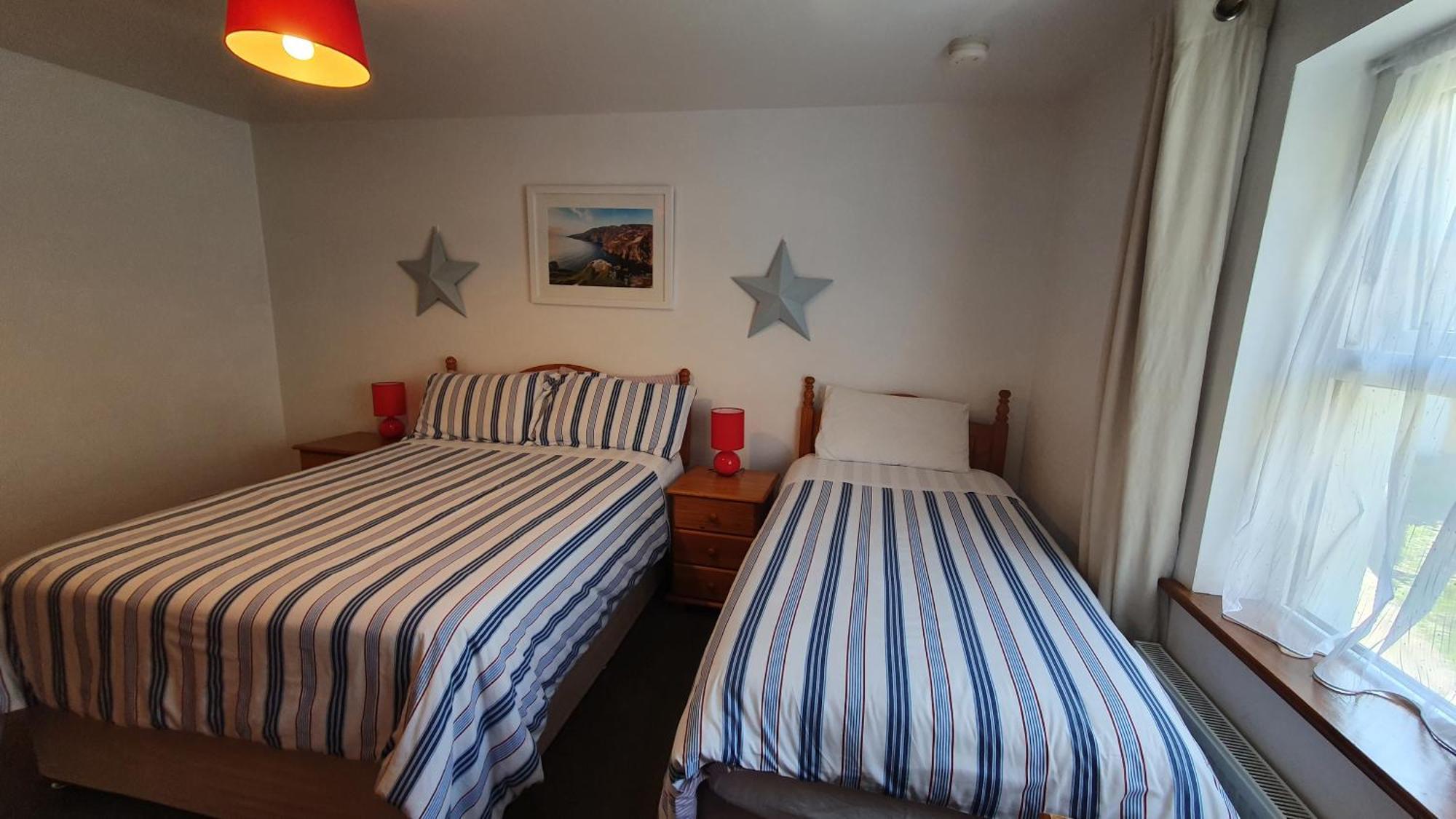 קיליבגס Seawinds Bed And Breakfast מראה חיצוני תמונה